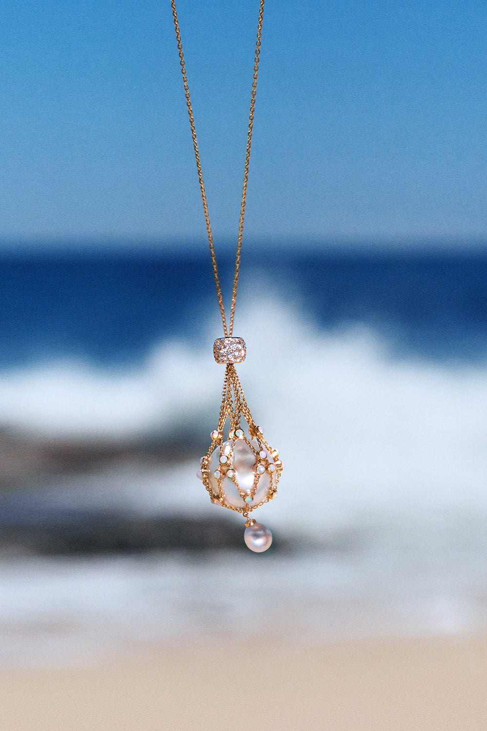 2026 0005 Diamond Lavalier Beach Plp Tall
