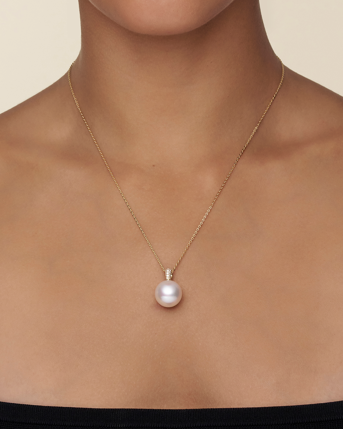 Audrey Pearl Pendant 15 Round Pearl Diamonds and YG OB c19p38ypr15