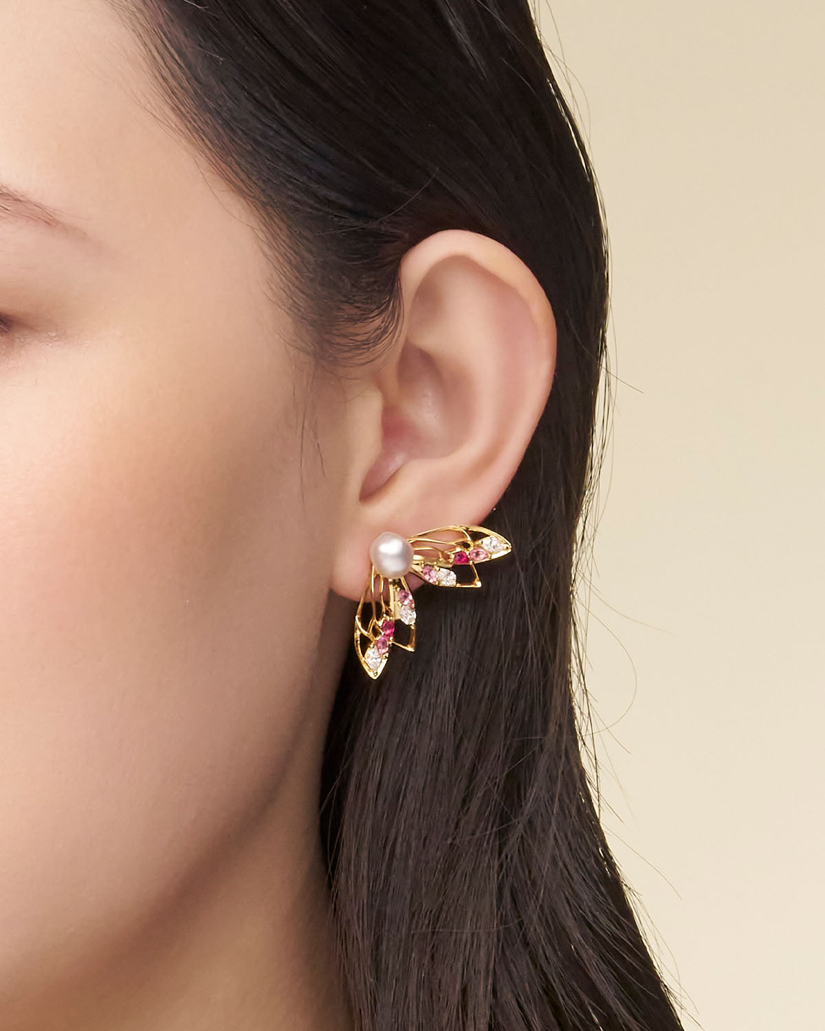 Blushing Cicada Stud Enhancers YG On Body DG25AE05YKQ08 G25AE05Y C00E40YKQ08