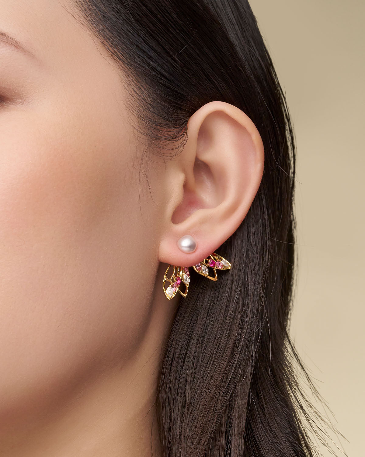 Blushing Cicada Stud Enhancers YG On Body DG25AE05YKQ08 G25AE05Y C00E40YKQ08