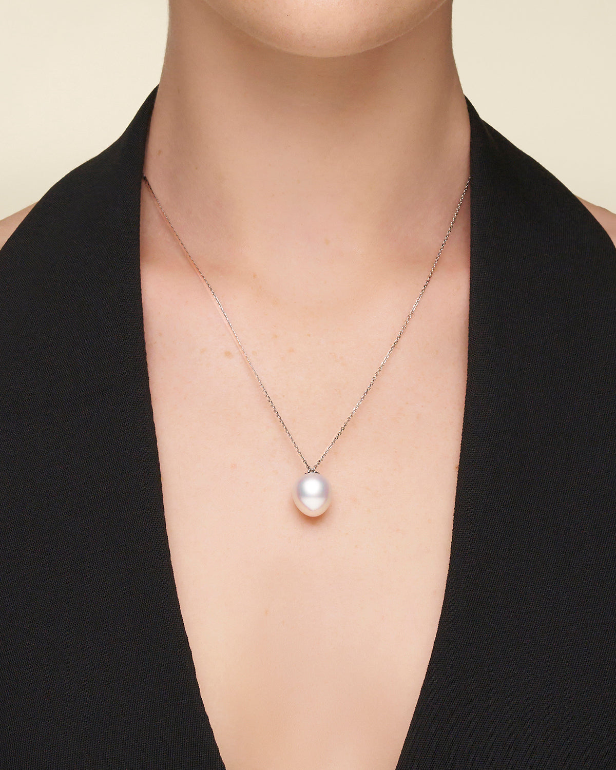 Blue Sapphire Touchstone Single Pearl Necklace On Body V19N08WPT13