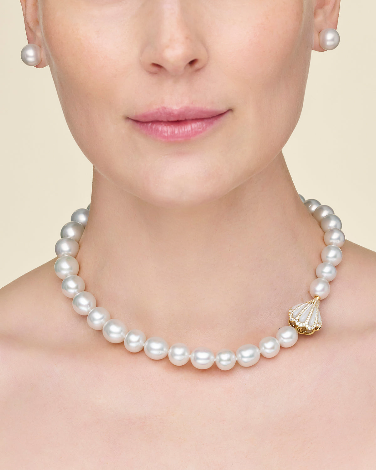 Clam Shell Diamond Clasp | Mother of Pearl, Diamonds, and Yellow Gold