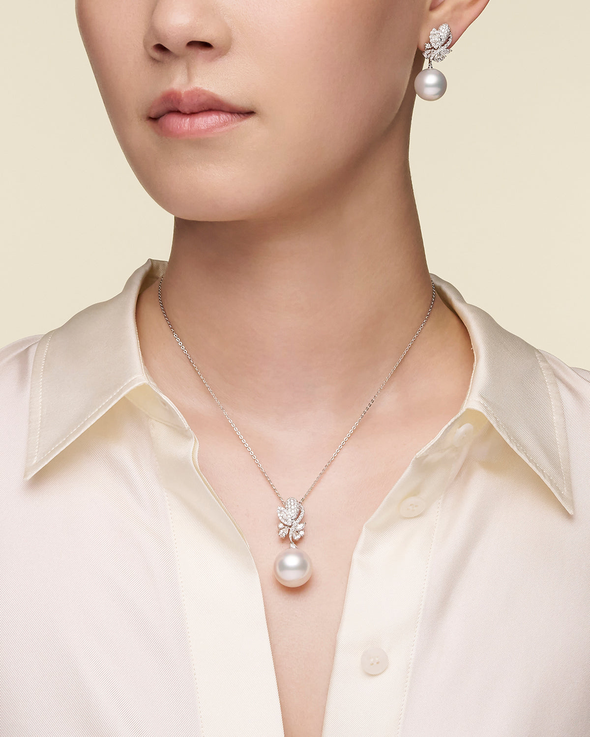 Paspaley Diamond Dragonfly Pearl Necklace On Body DX16PR161345 Earrings X16E06PPR14