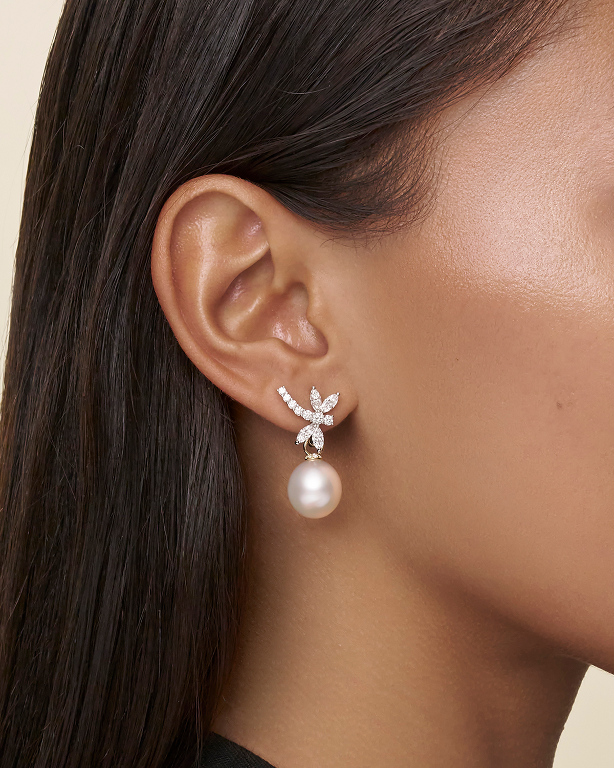 Diamond Dragonfly Pearls My Way On Body WG Earrings DC25E12WPO12