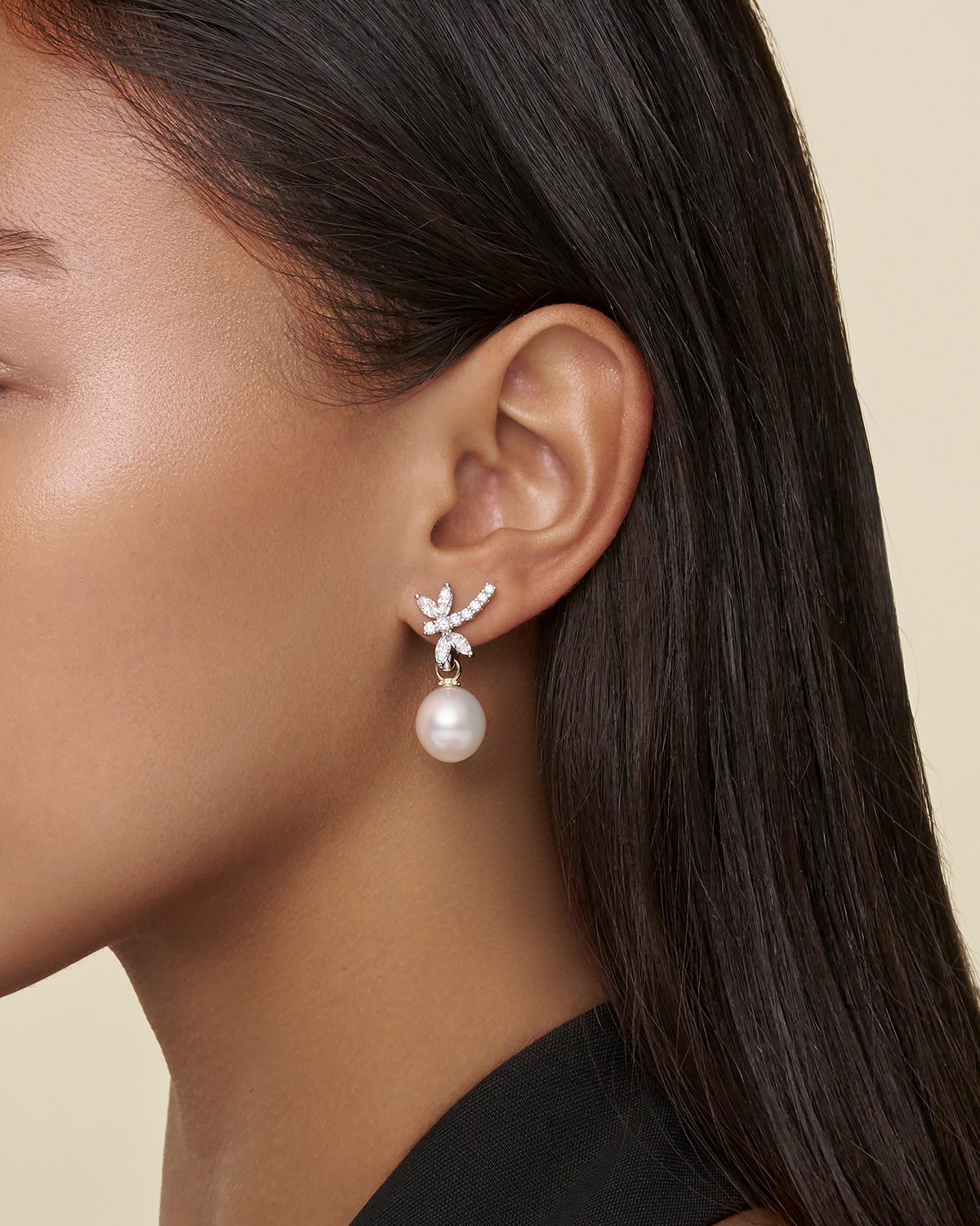 Diamond Dragonfly Pearls My Way On Body WG Earrings DC25E12WPO12