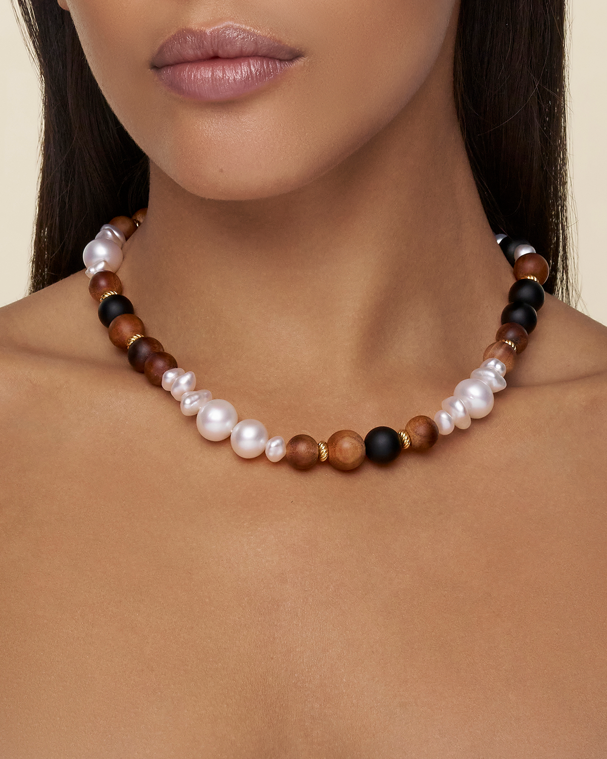 Kimberley Golden Dusk Keshi Pearl Choker Necklace Pearls Sandalwood and Yellow Gold On Body csrc32dmx