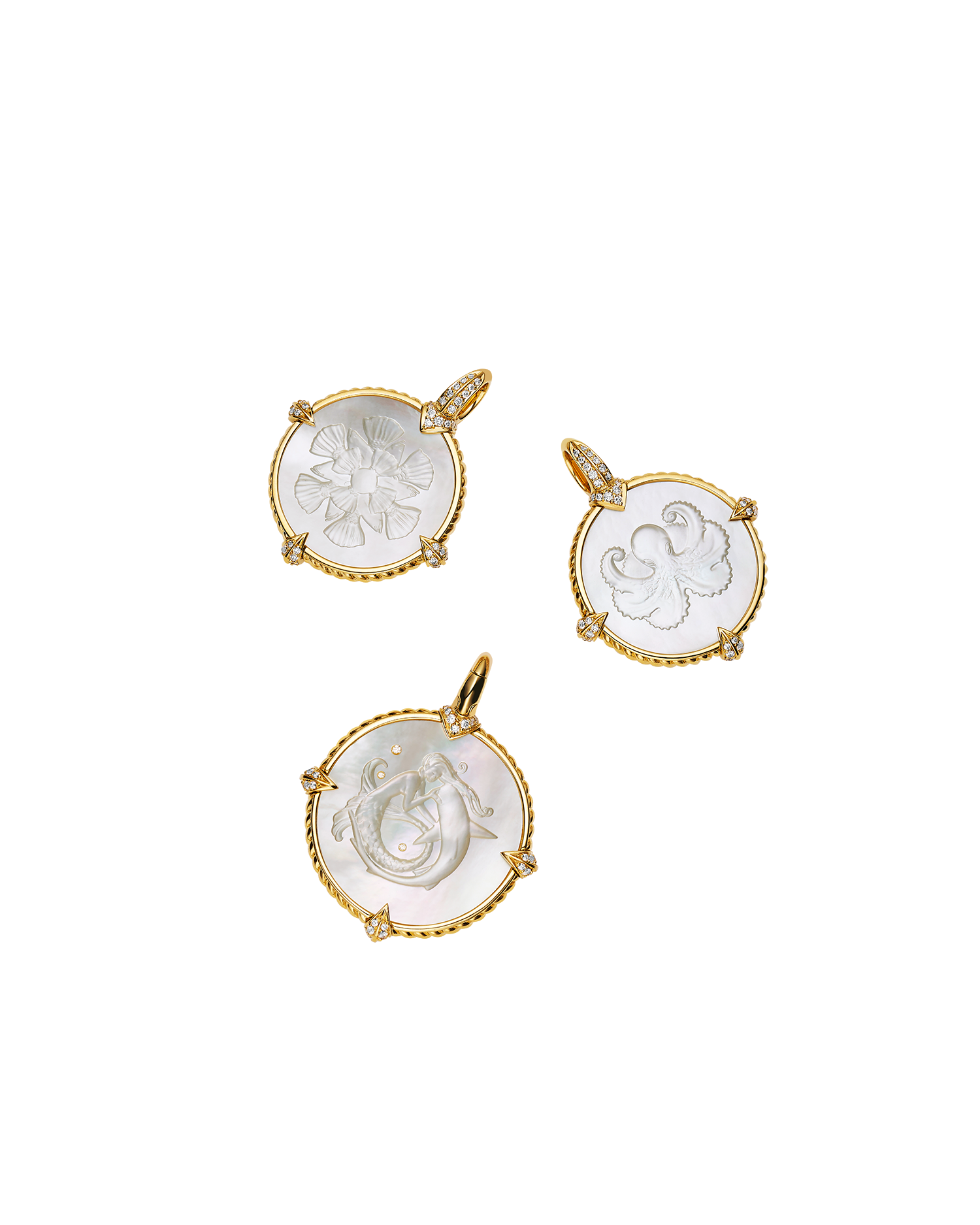 Layered Dive Charm Necklace Yellow Gold DD21N01A04Y D21N01Y D21A04Y D21A02Y D21A01Y