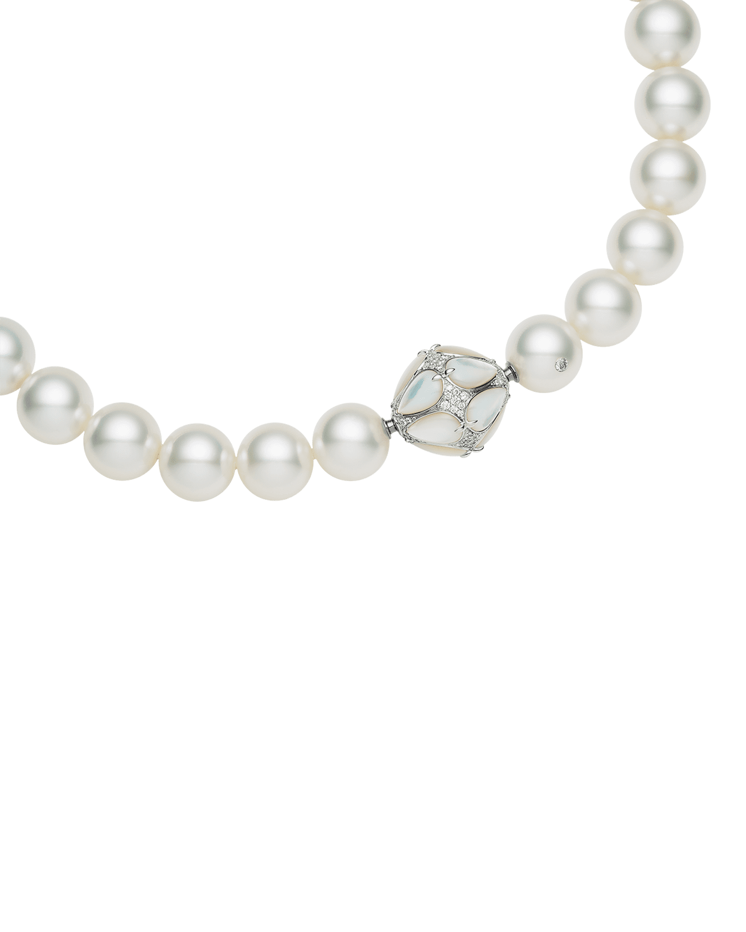 Maxima Clasp | Mother of Pearl, Diamonds and White Gold 2