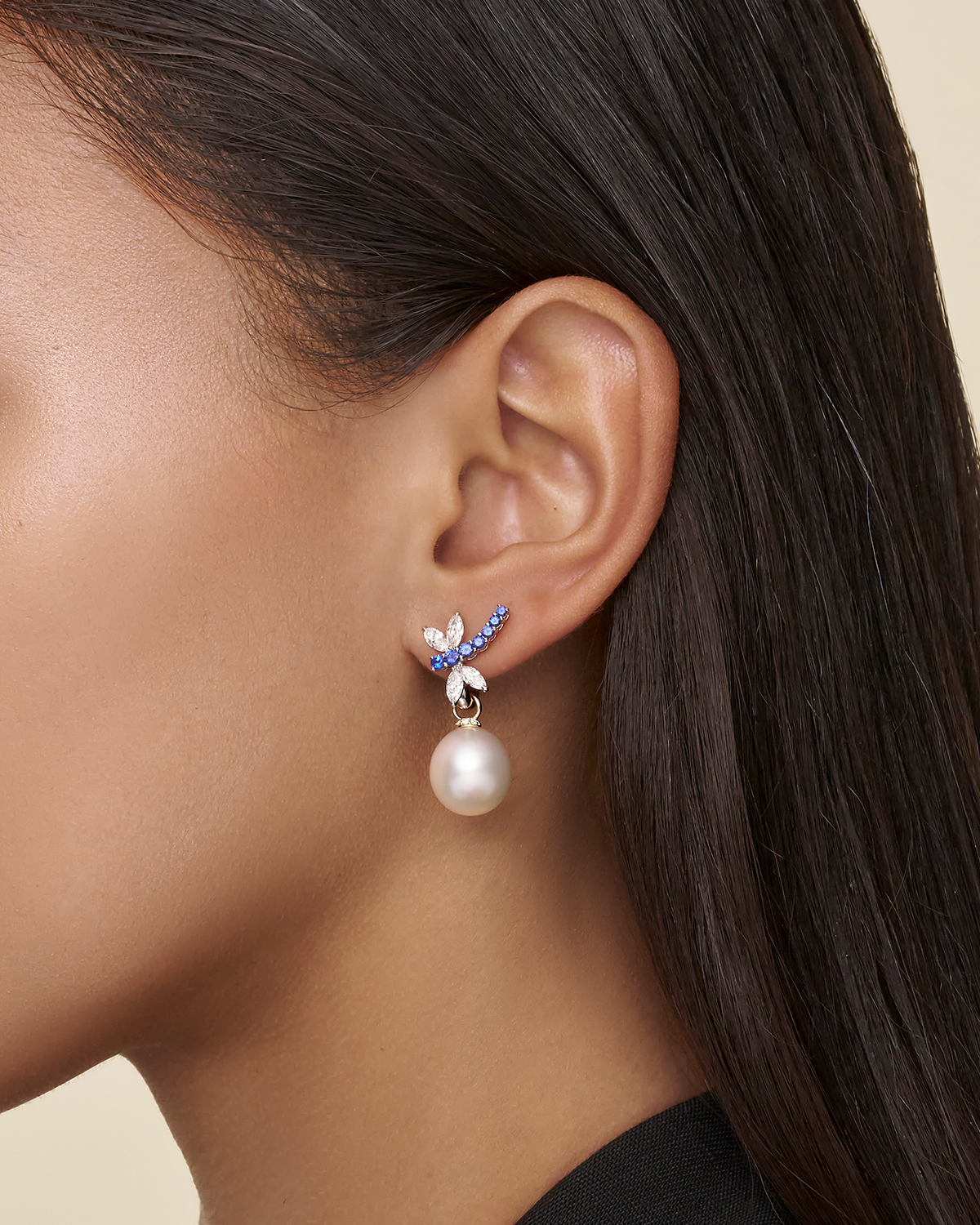 Sapphire Dragonfly Pearls My Way On Body WG Earrings DC25E11WPO12