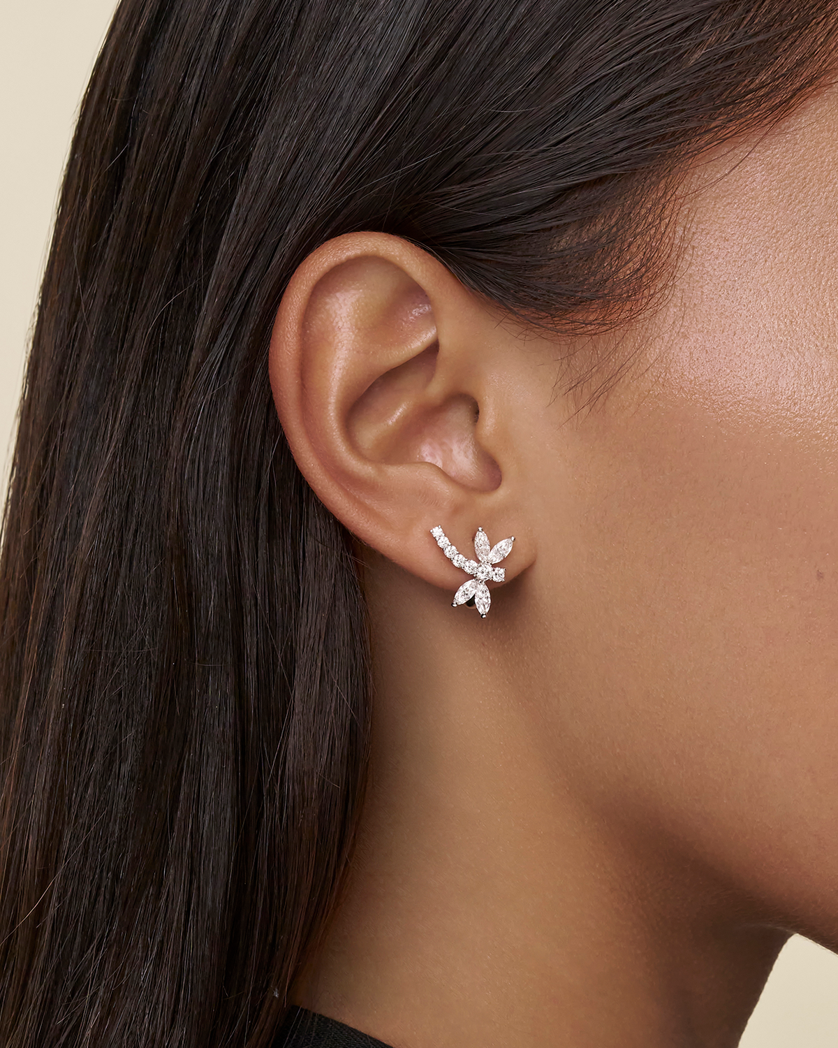 White Diamond Dragonfly Earrings in WG OB C25E12W