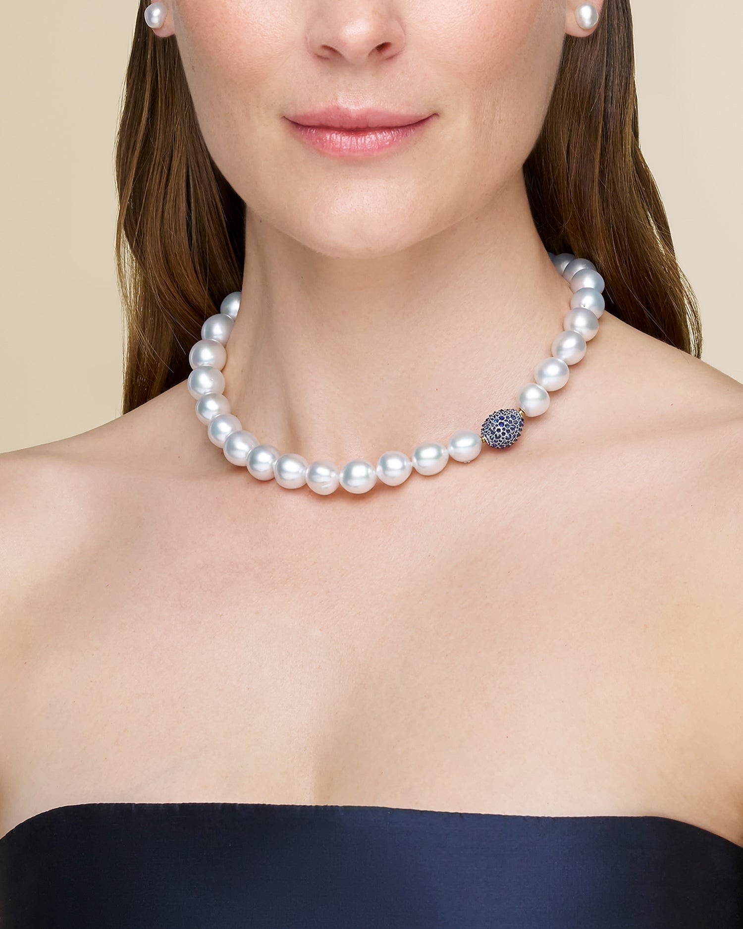 Blue Sapphire Touchstone Clasp | Blue Sapphires and White Gold