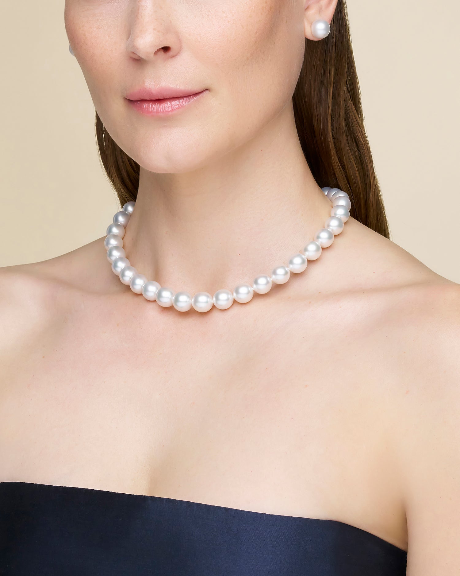 Paspaley Oval Pearl Choker Strand Necklace | 11-12mm Oval Pearls and Paspaley Signature Diamond