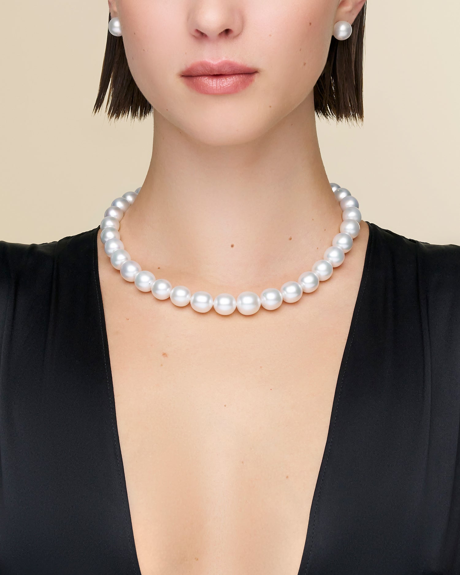 Paspaley Oval Pearl Strand Necklace | 12-14mm Oval Pearls and Paspaley Signature Diamond