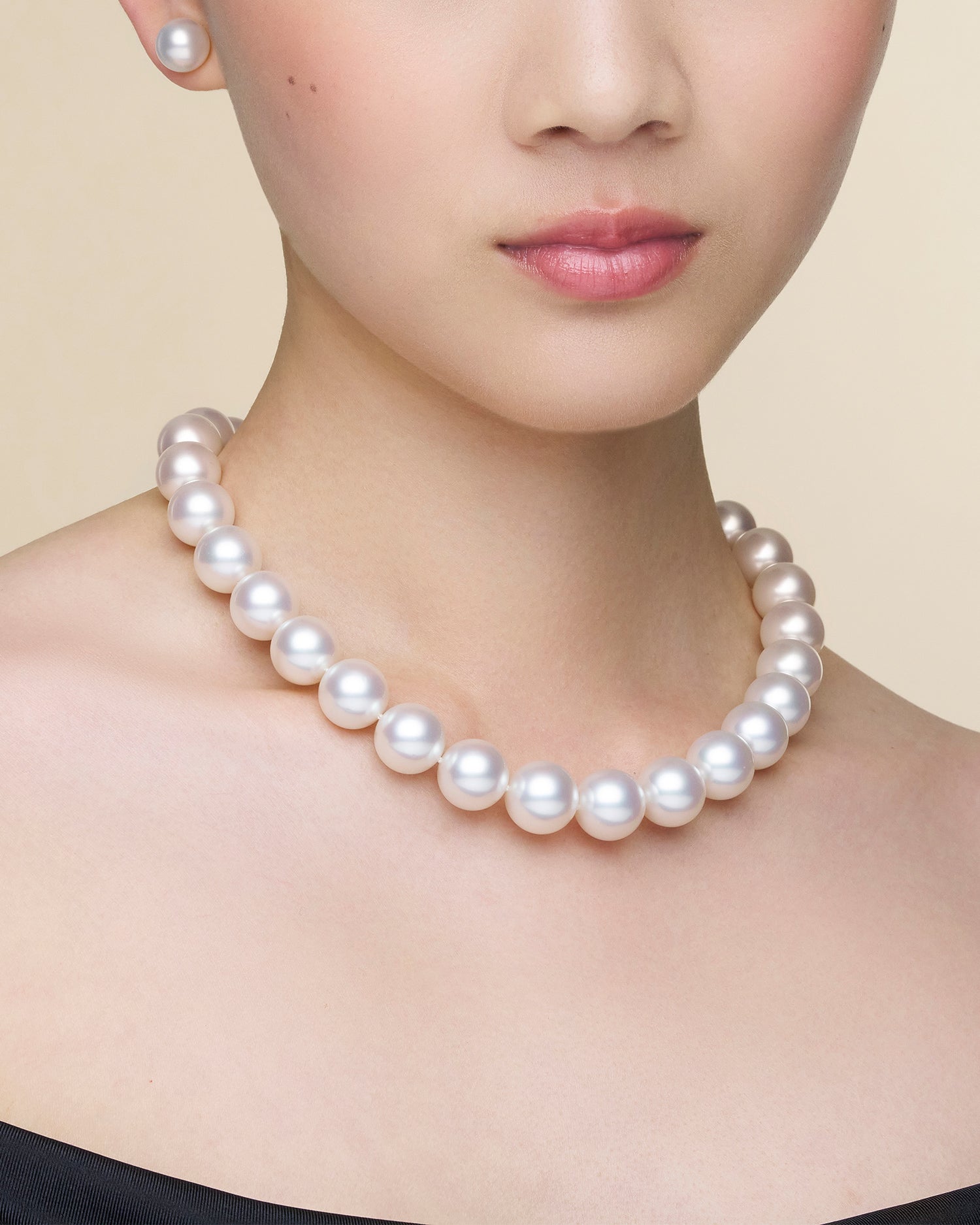 Paspaley Round Pearl Strand Necklace | 13-16mm Round Pearls and Paspaley Signature Diamond