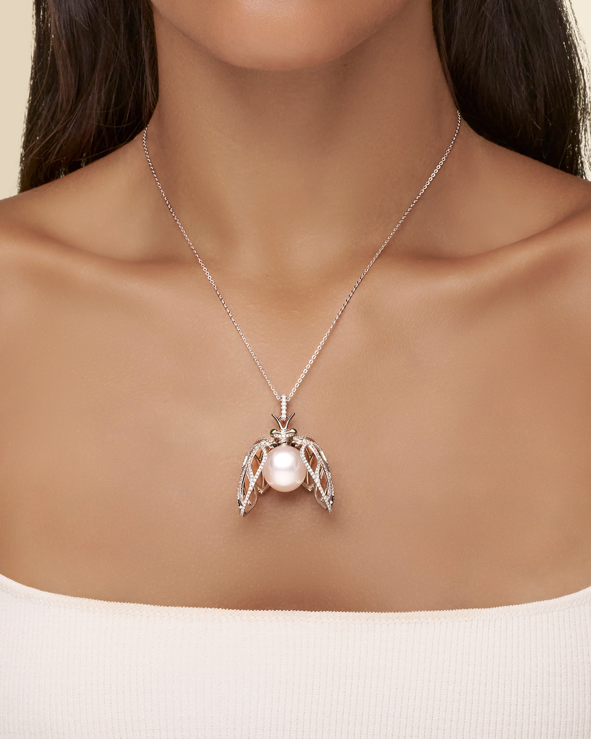 Monsoon Cicada Pearl Pendant | 16mm Oval Pearl, Diamonds, and White Go