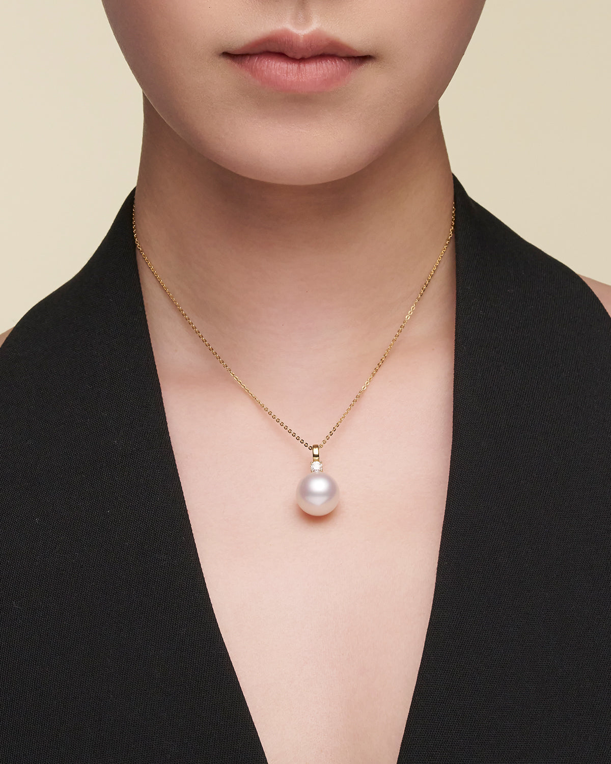 Grace Pearl Pendant On Body C00P28YPR14