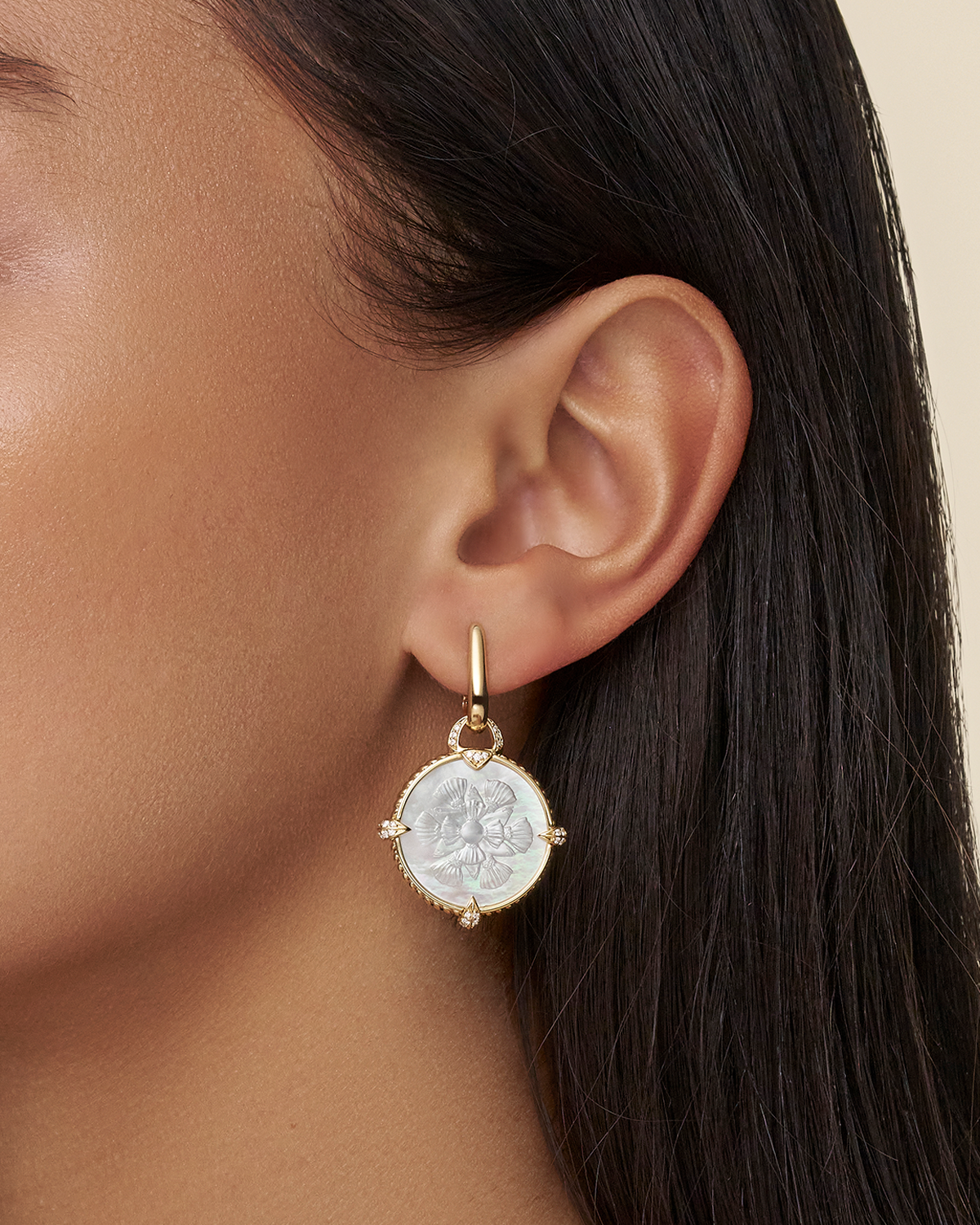 Guided by Stars Dive Coin Earring Enhancers Yellow Gold on body D25AE01Y_C16E02Y