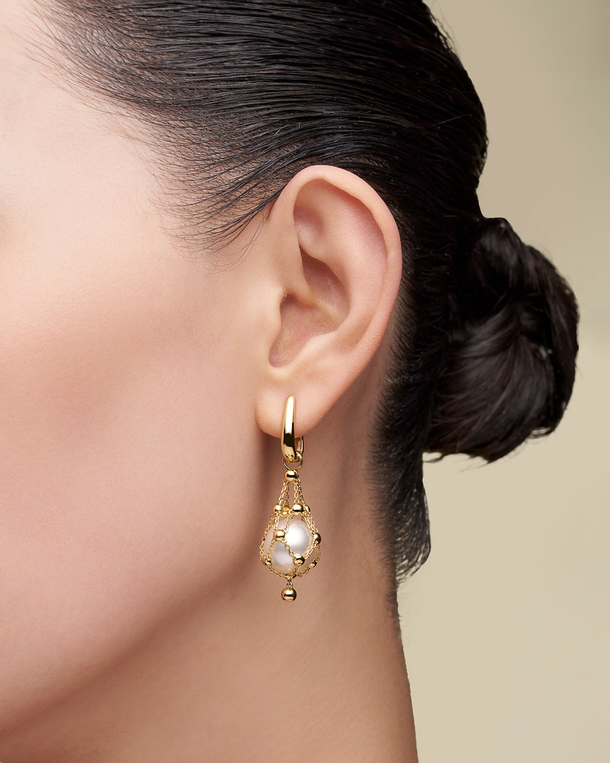 Lavalier Pearl Earrings | 12mm Circle Pearls and Yellow Gold