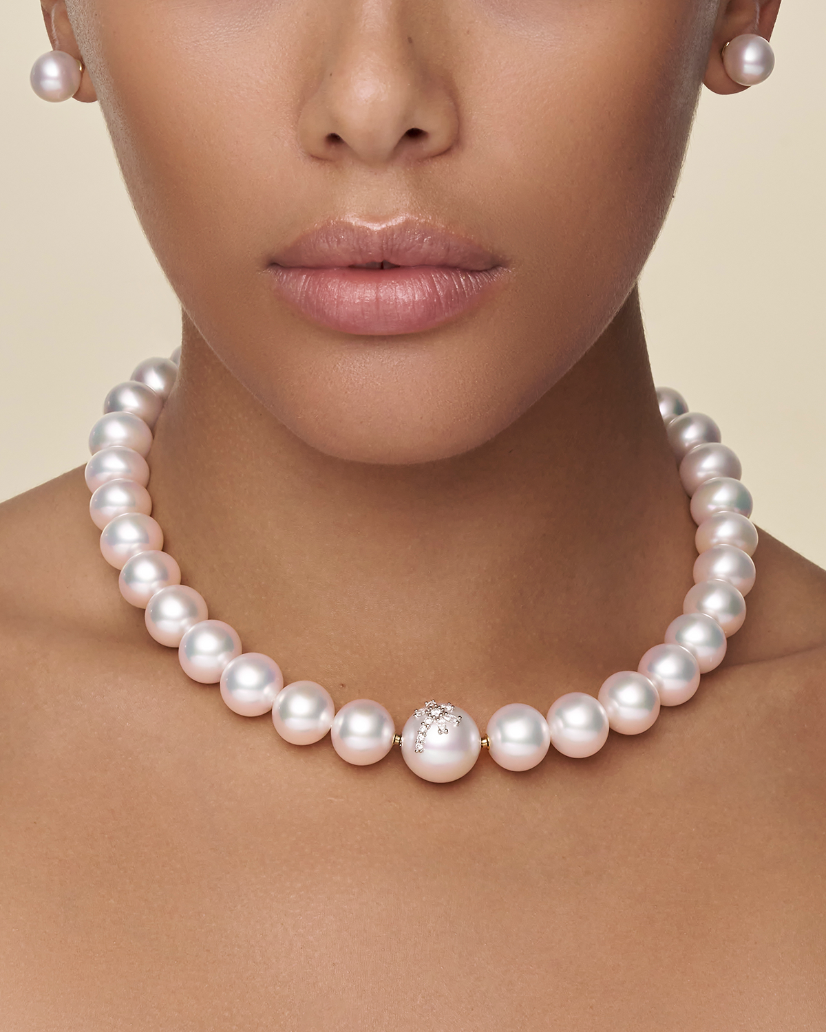 Paspaley Dragonfly Gem in Pearl Clasp on body U25L10PPR17