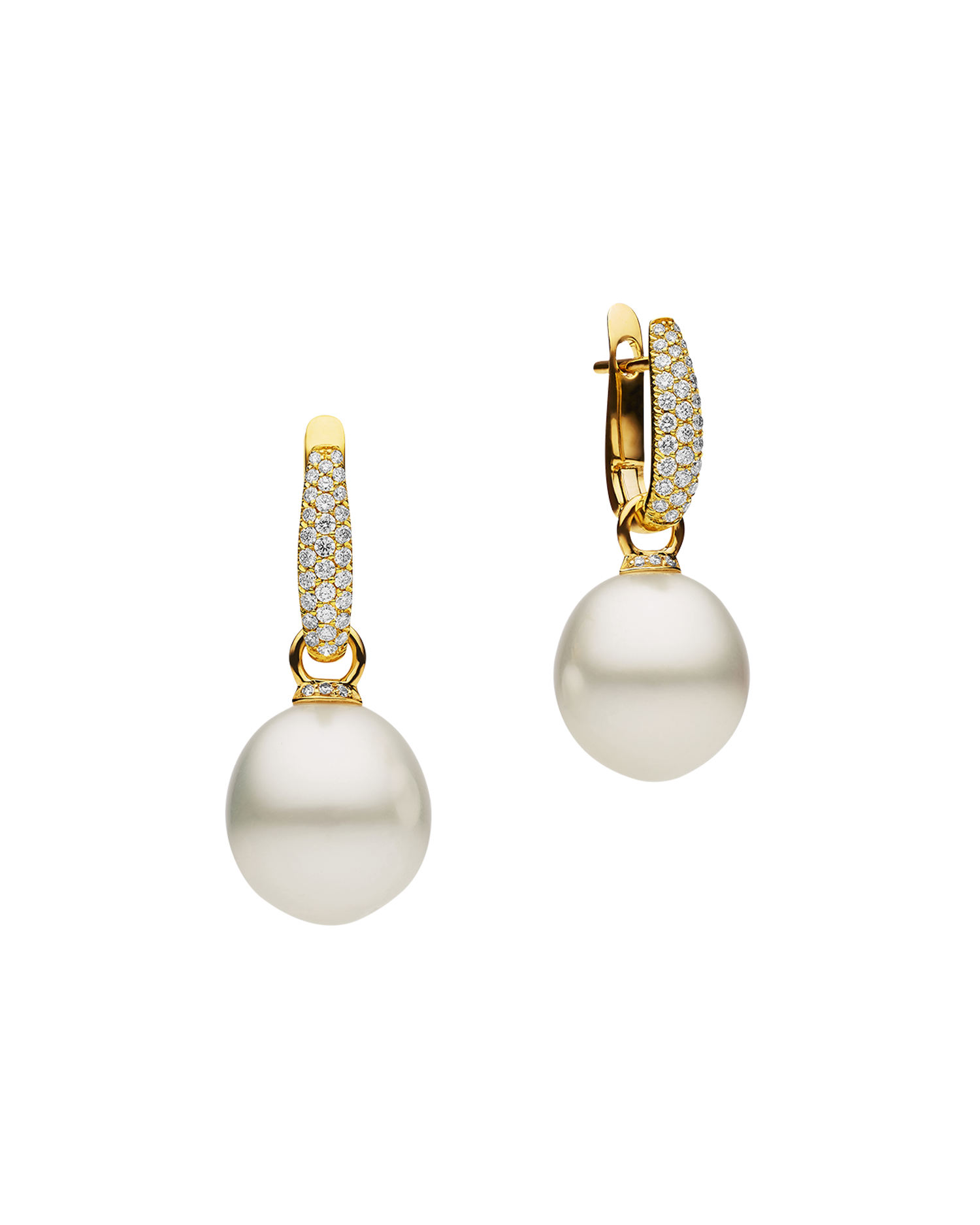 Pave Diamond Pearls My Way Earrings in yellow gold 14mm oval DYPO14C16E06Y C16E06Y C16AE04YPO14