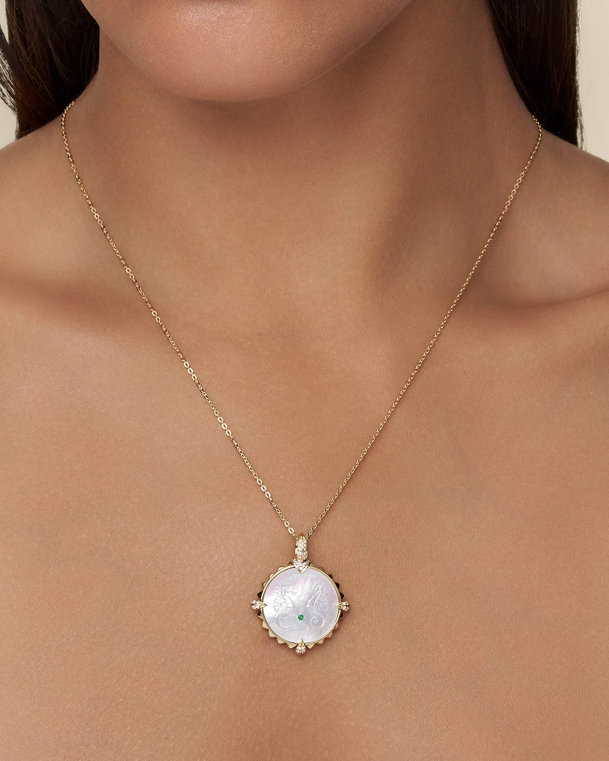 Seahorse Dive Charm Yellow Gold On Body D25A02Y