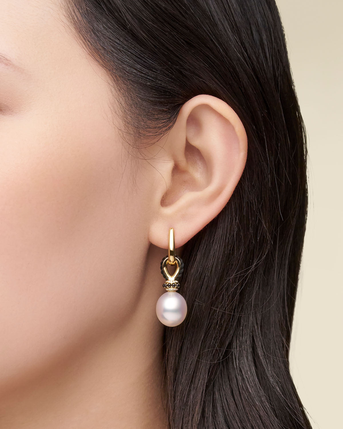 Thimble Drop Pearl Earrings YG On Body DD21A10E02Y C16E02Y D21AE10YPD12