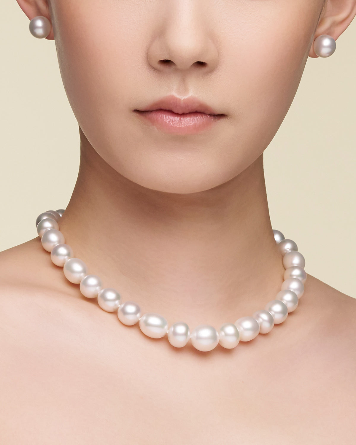 Delfini Blue Pearl Strand Necklace On Body SCDEBL001 C00E41YPB12