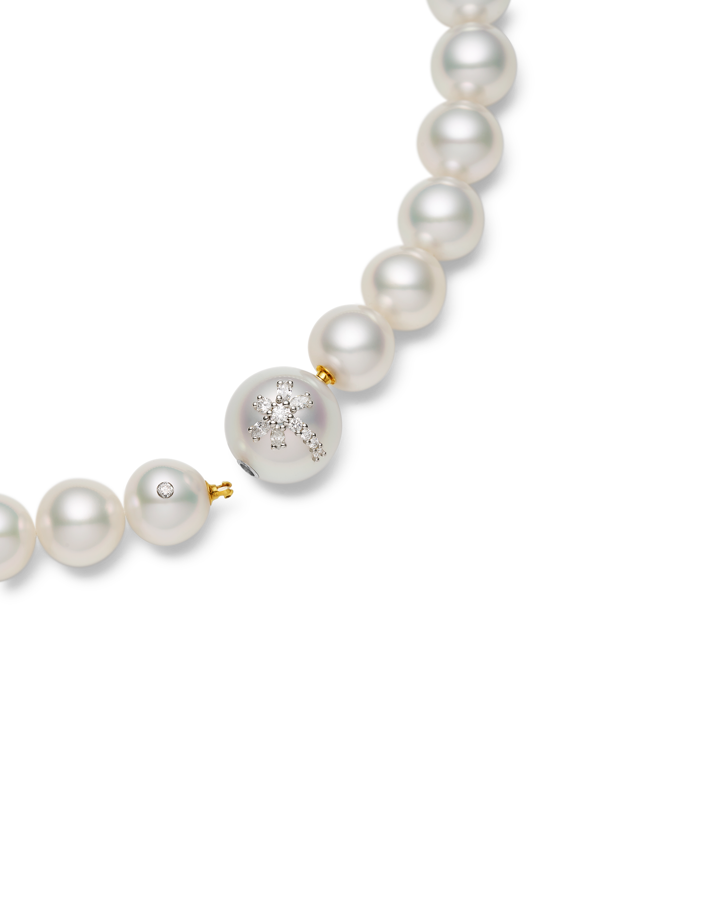 Diamond Dragonfly Pearl Clasp | 17mm Round Pearl, Diamond and Platinum