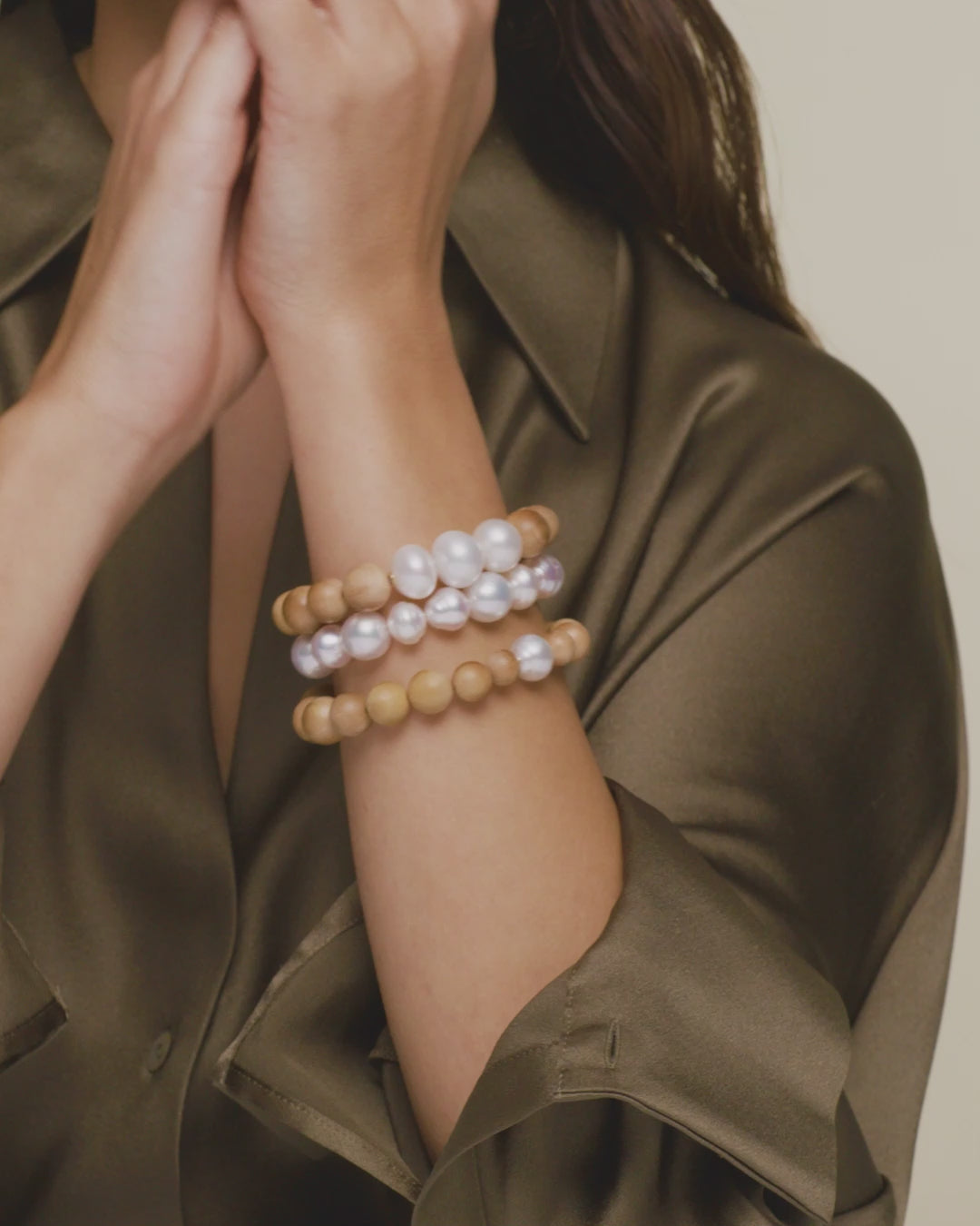 Kimberley Dawn Single Pearl Bracelet | 10mm Circle Pearl and Sandalwoo