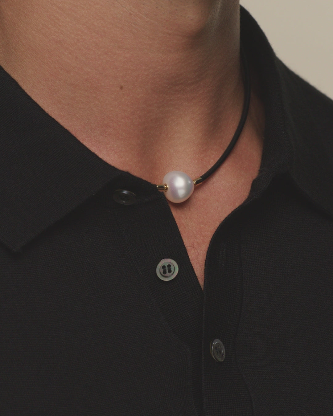 Baroque Pearl Clasp Leather Necklace C18C51KY45 C00L01YPG13 4x5 NoFace