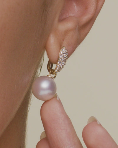 Paspaley-Diamond-Touchstone-Pearls-My-Way-Earrings-On-Body-DYPR12C16E10Y-SKU-C16E10Y-C16AE03YPR12