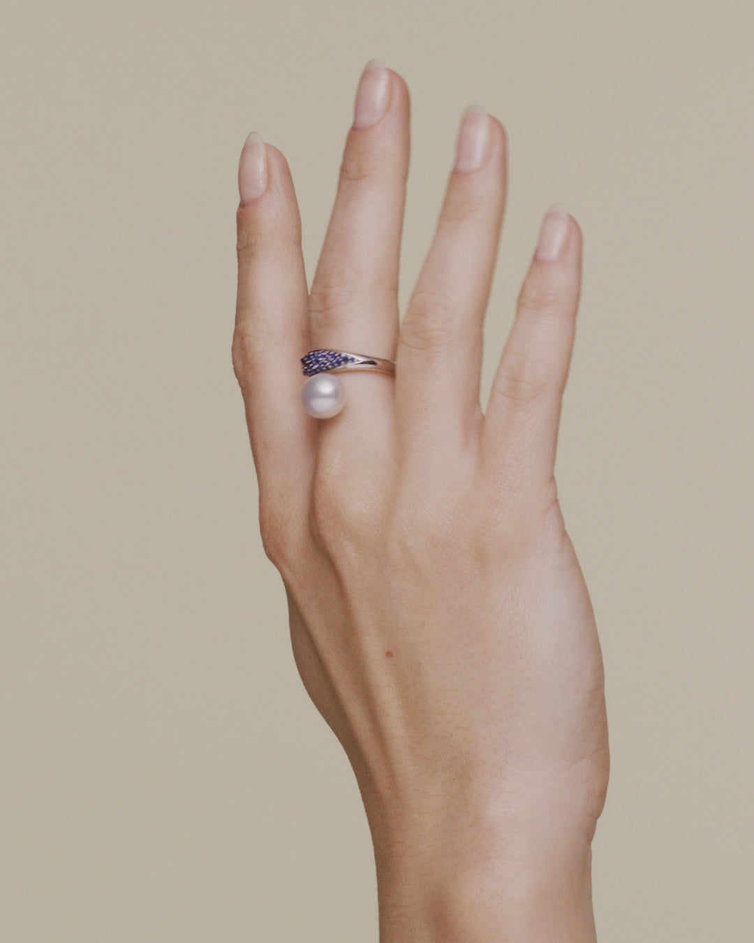 Blue Sapphire Touchstone Pearl Ring | 9mm Oval Pearl, Blue Sapphires,