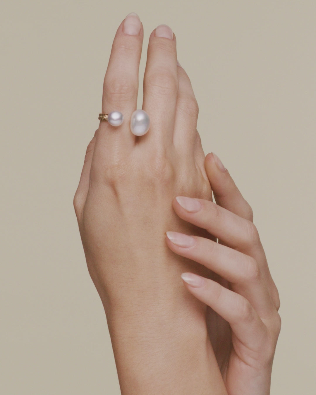 Paspaley Pandanus Double Keshi Baroque Pearl Ring Yellow Gold On Body DE22R40YK