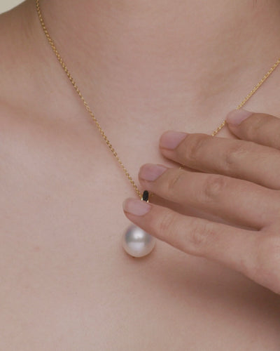 Paspaley Dive Thimble Pearl Pendant On Body D21P10YPD13