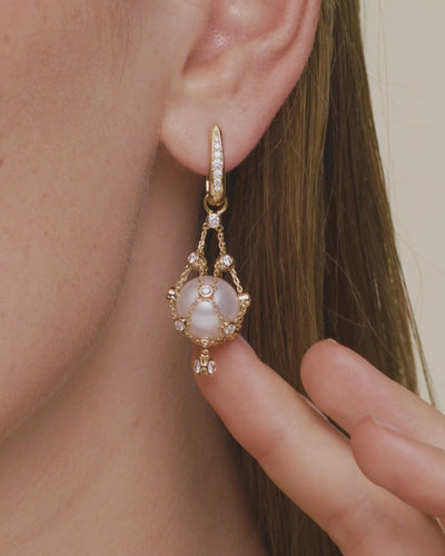 Paspaley Diamond Lavalier 15mm Pearl Necklace Yellow Gold on Body DH13N01YPB15 DH17N17YPR15 H17N17Y83 Earrings DH14E21YPB12