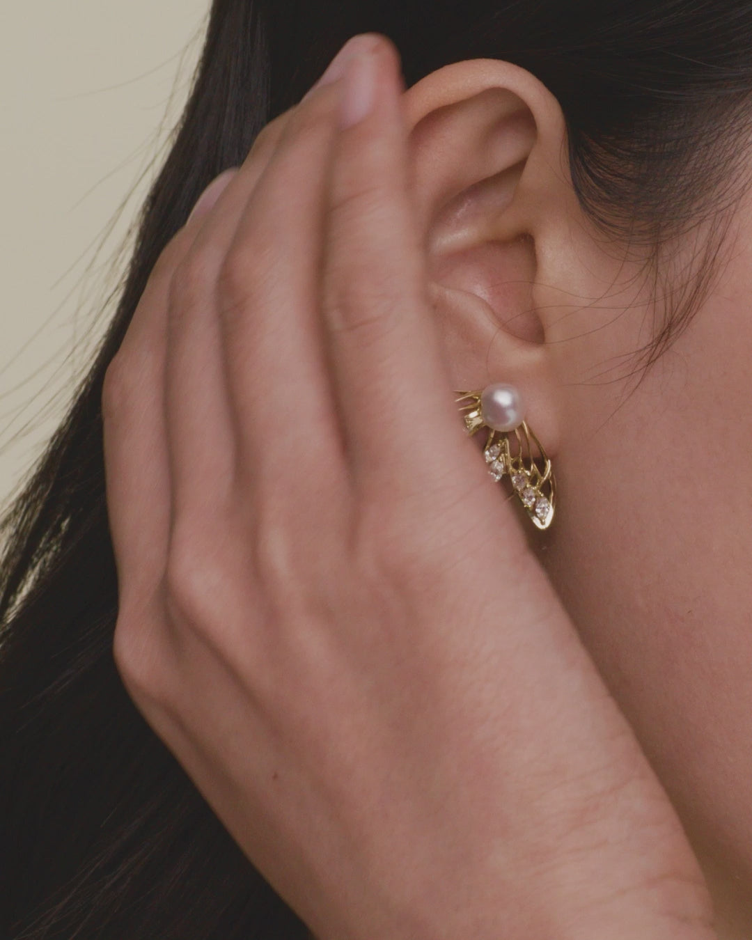 Paspaley LACEWING CICADA STUD ENHANCERS On Body DG25AE02YKQ08 G25AE02Y C00E40YKQ08