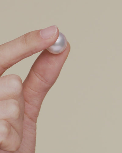 Paspaley Lavalier Pearl Necklace On Body dh13n01ypb15